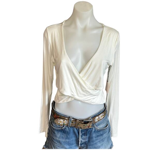 Superdown White Wrap Crop Top XL Cotton Long Sleeve Plunging Matilda Revolve NEW - Picture 4 of 8